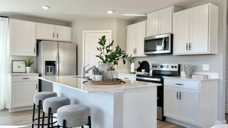 1686 Zumbro Avenue, Shakopee, MN 55379