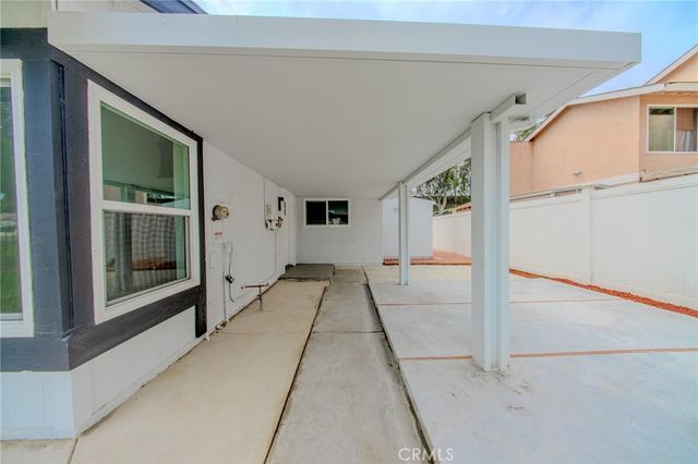 574 E Skylark, Ontario, CA 91761