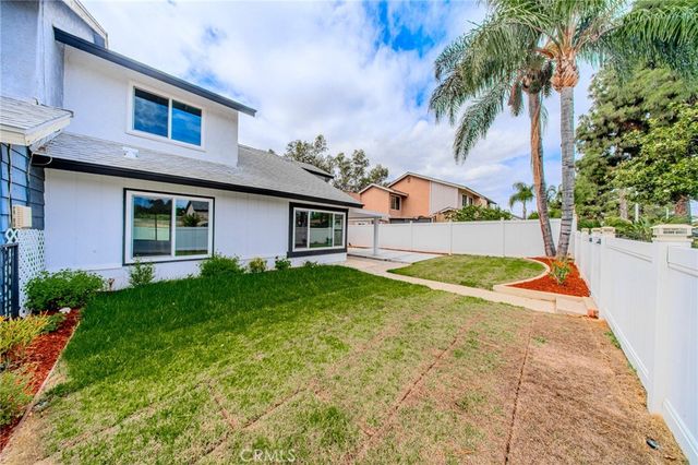 574 E Skylark, Ontario, CA 91761