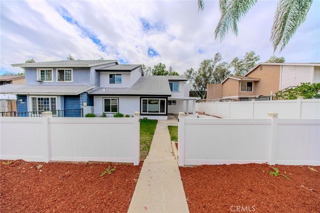 574 E Skylark, Ontario, CA 91761