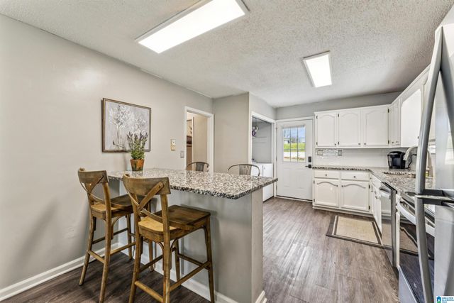 1724 BURGIN AVENUE, Tarrant, AL 35217