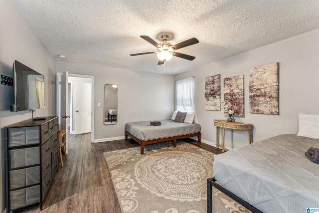 1724 BURGIN AVENUE, Tarrant, AL 35217