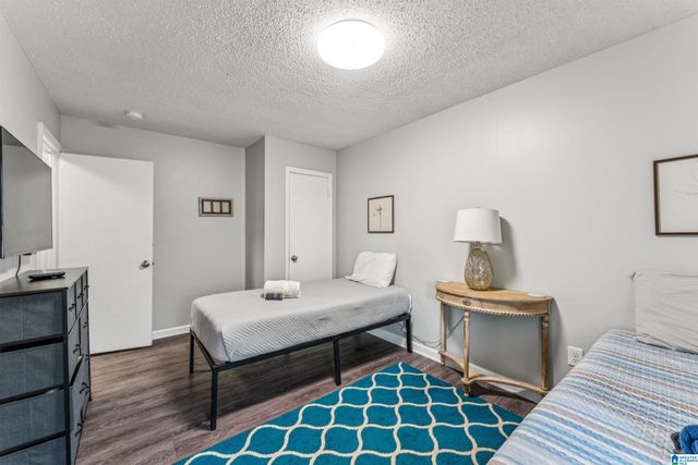 1724 BURGIN AVENUE, Tarrant, AL 35217