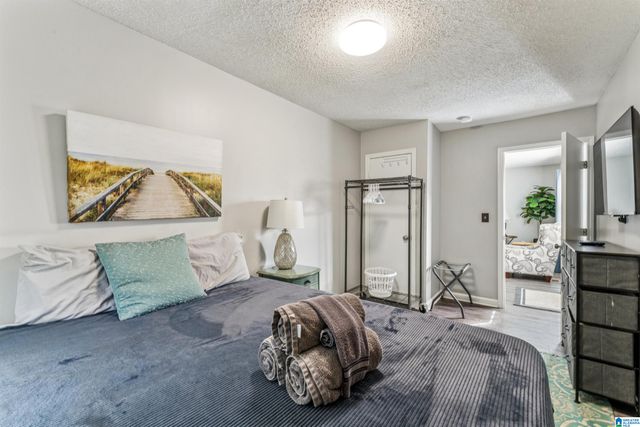 1724 BURGIN AVENUE, Tarrant, AL 35217