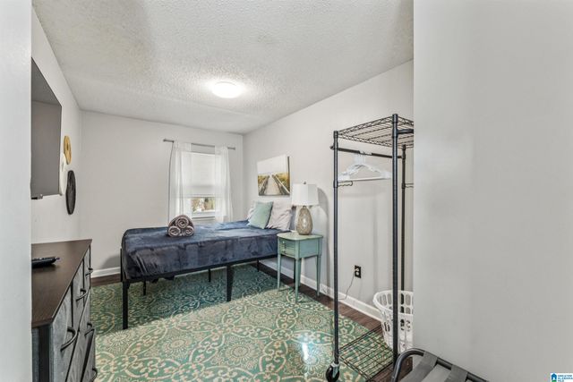 1724 BURGIN AVENUE, Tarrant, AL 35217