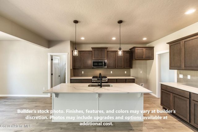 29818 N Archer Rd, Athol, ID 83801