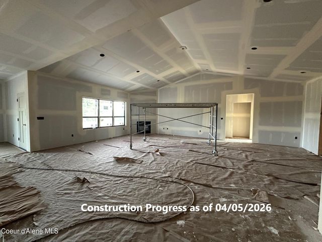 29818 N Archer Rd, Athol, ID 83801