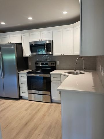 180 Main St 1205, Bridgewater, MA 02324