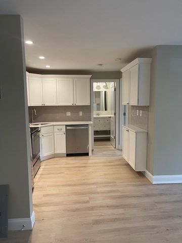 180 Main St 1205, Bridgewater, MA 02324