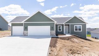 1948 Sequoia Drive, Janesville, WI 53545