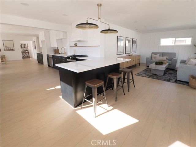 3816 Snowden, Long Beach, CA 90808