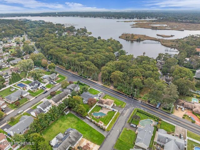 98 Princeton Avenue, Brick, NJ 08724