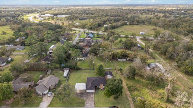 2210 County Road 769b, Brazoria, TX 77422