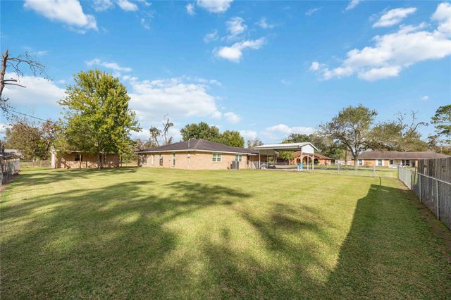 2210 County Road 769b, Brazoria, TX 77422