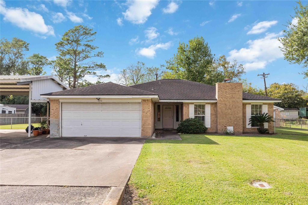 2210 County Road 769b, Brazoria, TX 77422