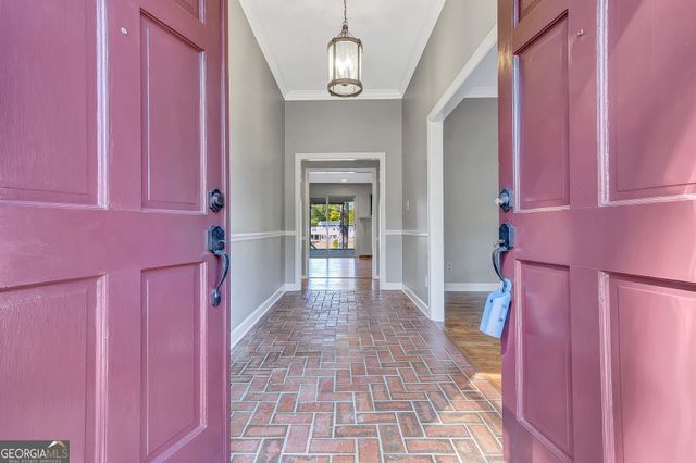 30 Hawthorne Drive, Newnan, GA 30263