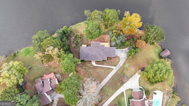 30 Hawthorne Drive, Newnan, GA 30263