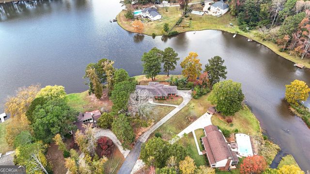 30 Hawthorne Drive, Newnan, GA 30263