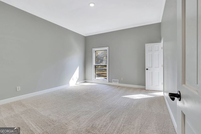 30 Hawthorne Drive, Newnan, GA 30263