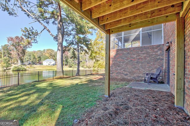 30 Hawthorne Drive, Newnan, GA 30263