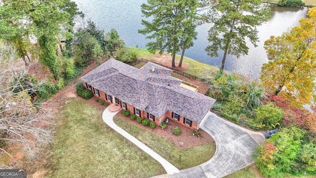 30 Hawthorne Drive, Newnan, GA 30263