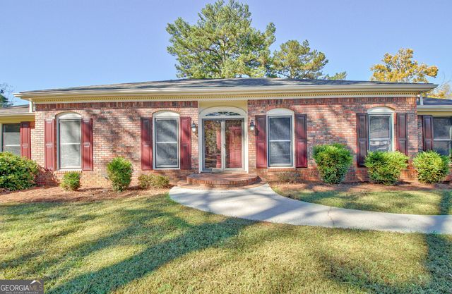 30 Hawthorne Drive, Newnan, GA 30263