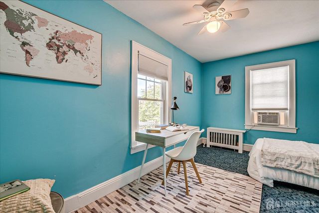 9 Lenox Street, Edison, NJ 08817