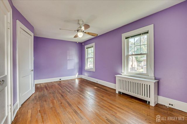 9 Lenox Street, Edison, NJ 08817
