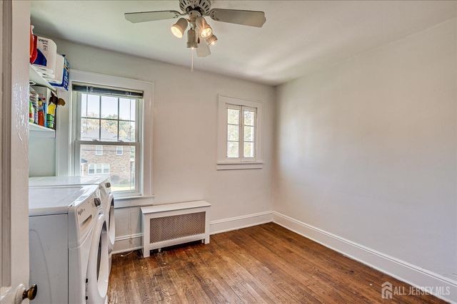 9 Lenox Street, Edison, NJ 08817