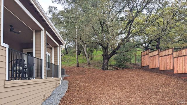 3680 Fir Ridge Dr, Santa Rosa, CA 95403