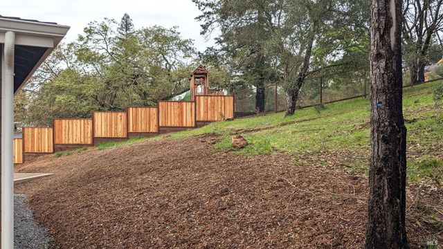 3680 Fir Ridge Dr, Santa Rosa, CA 95403