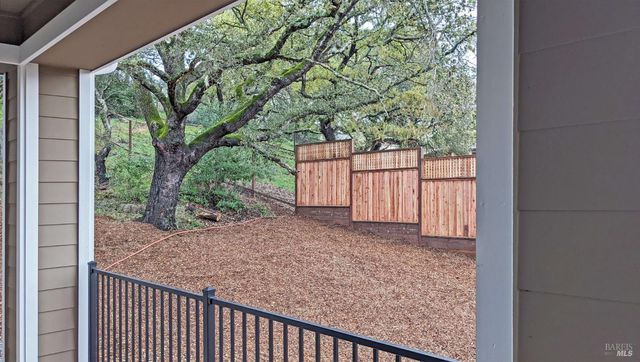 3680 Fir Ridge Dr, Santa Rosa, CA 95403