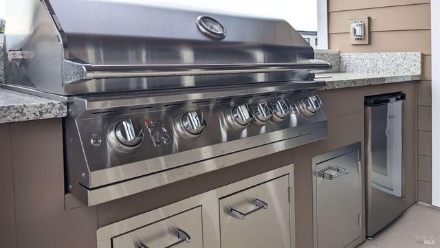 3680 Fir Ridge Dr, Santa Rosa, CA 95403