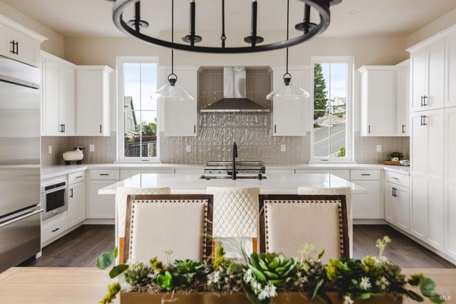 3680 Fir Ridge Dr, Santa Rosa, CA 95403