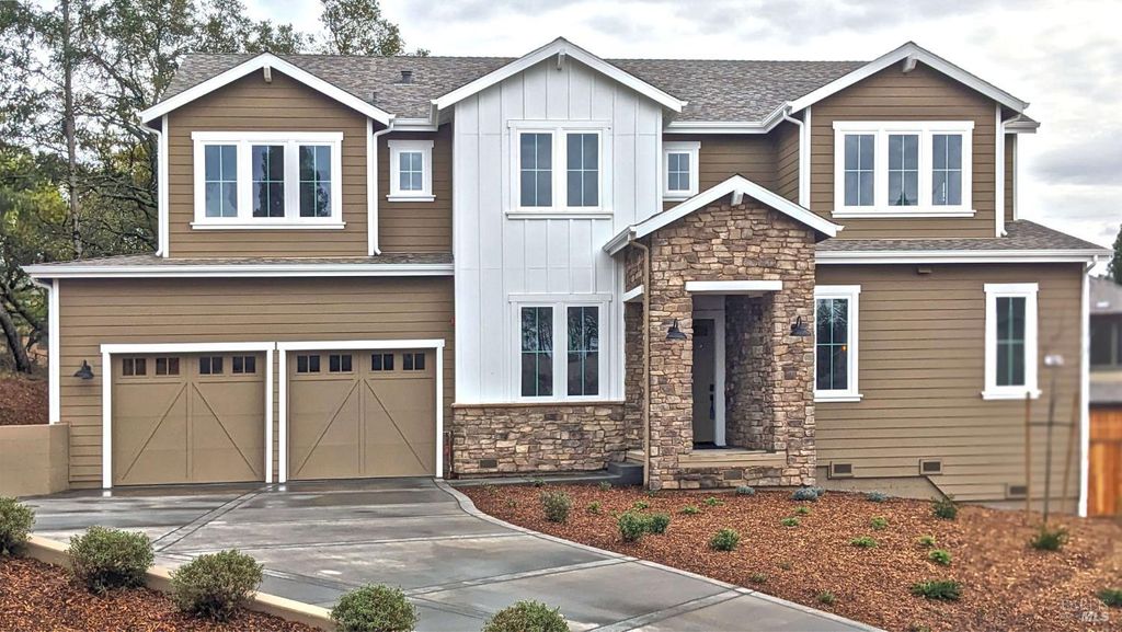 3680 Fir Ridge Dr, Santa Rosa, CA 95403