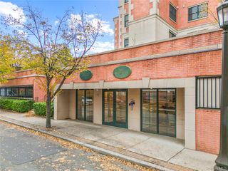 101 Sheldrake Place 14, Mamaroneck, NY 10543