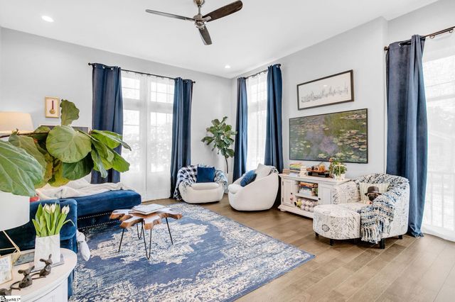 121 W Stone Avenue UNIT 6, Greenville, SC 29609