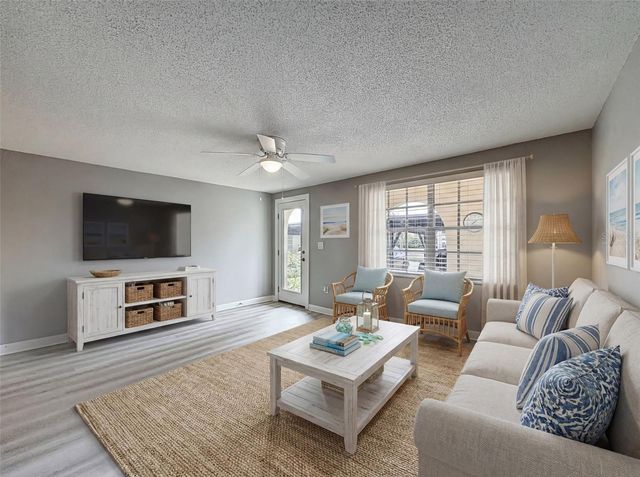 4233 STRATFORD DRIVE D, New Port Richey, FL 34652