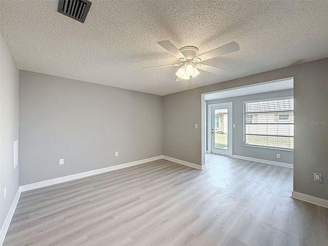 4233 STRATFORD DRIVE D, New Port Richey, FL 34652