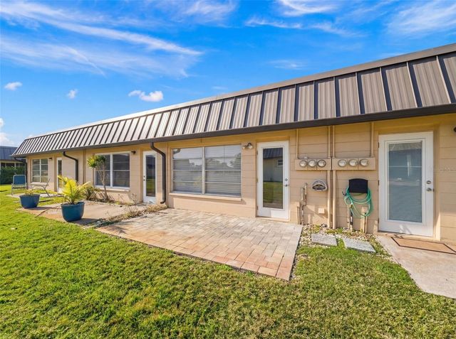 4233 STRATFORD DRIVE D, New Port Richey, FL 34652