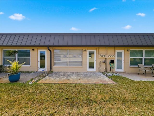 4233 STRATFORD DRIVE D, New Port Richey, FL 34652