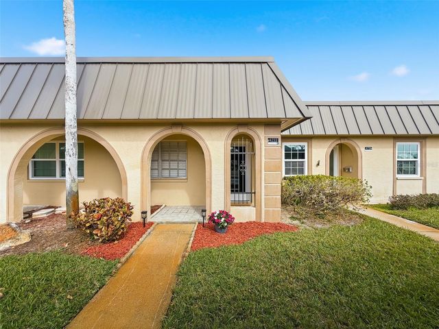 4233 STRATFORD DRIVE D, New Port Richey, FL 34652