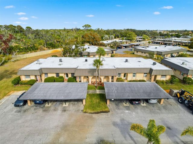 4233 STRATFORD DRIVE D, New Port Richey, FL 34652