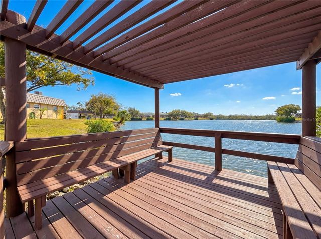 4233 STRATFORD DRIVE D, New Port Richey, FL 34652