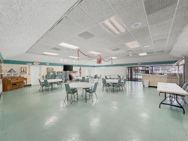 4233 STRATFORD DRIVE D, New Port Richey, FL 34652