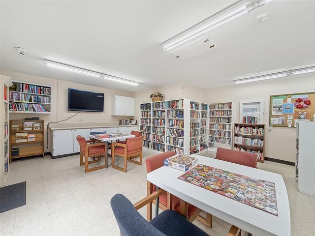 4233 STRATFORD DRIVE D, New Port Richey, FL 34652