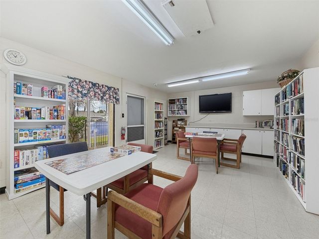 4233 STRATFORD DRIVE D, New Port Richey, FL 34652