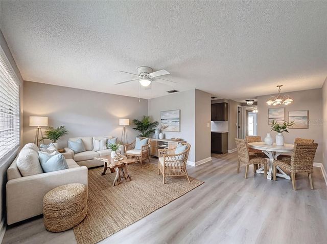 4233 STRATFORD DRIVE D, New Port Richey, FL 34652