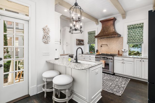 183 Tradd Street, Charleston, SC 29401