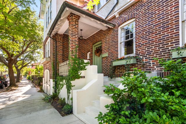 183 Tradd Street, Charleston, SC 29401